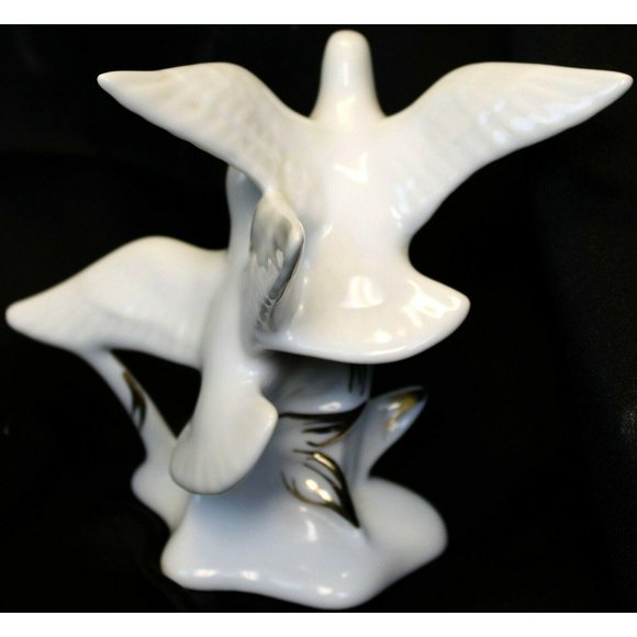 White Porcelain Doves in Flight Gold Trim Bibelou Romanian 5" Tall - Picture 4 of 8